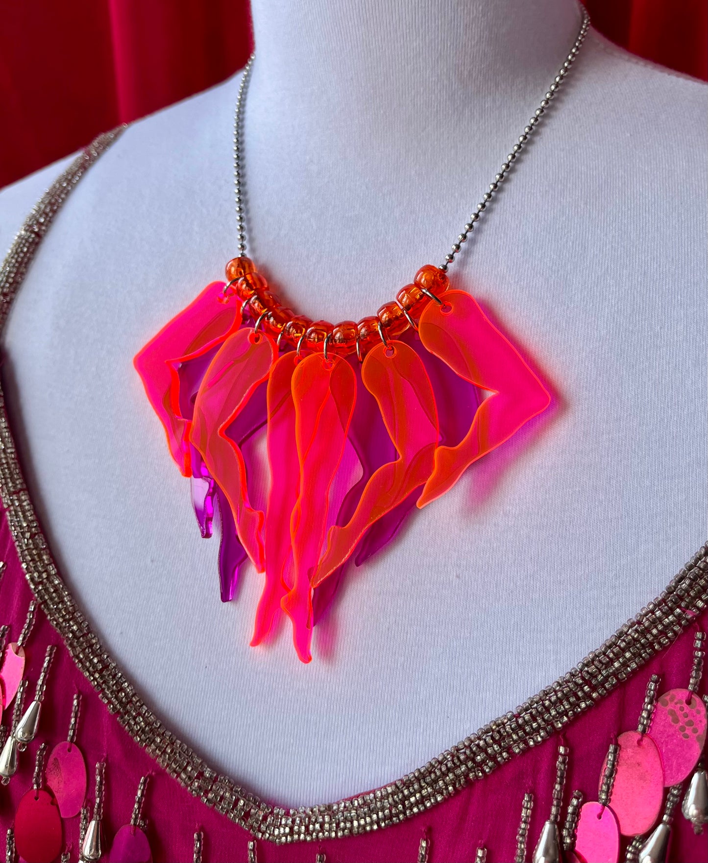 Sashay Necklace in Cheshire (Neon Pink & Violet)
