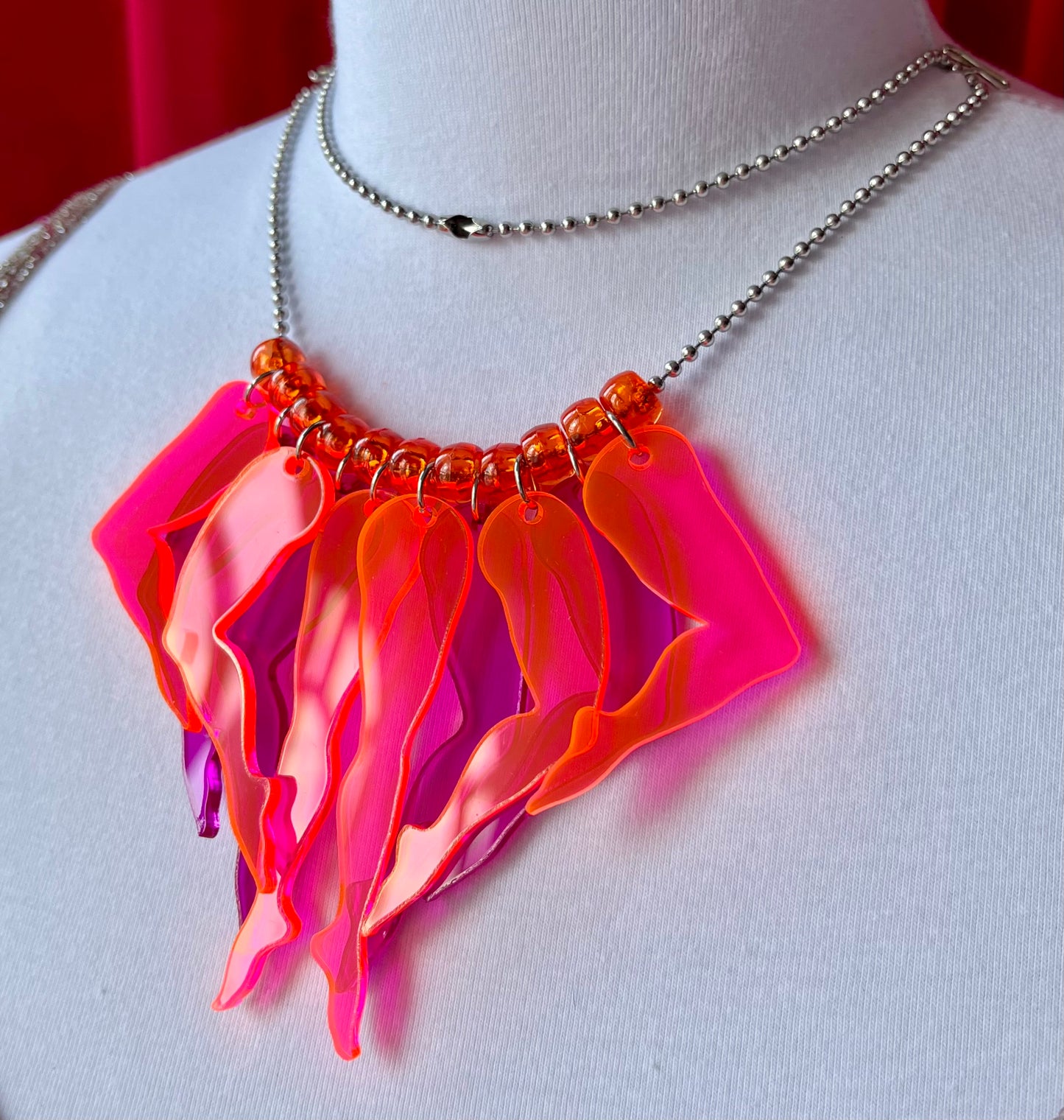 Sashay Necklace in Cheshire (Neon Pink & Violet)