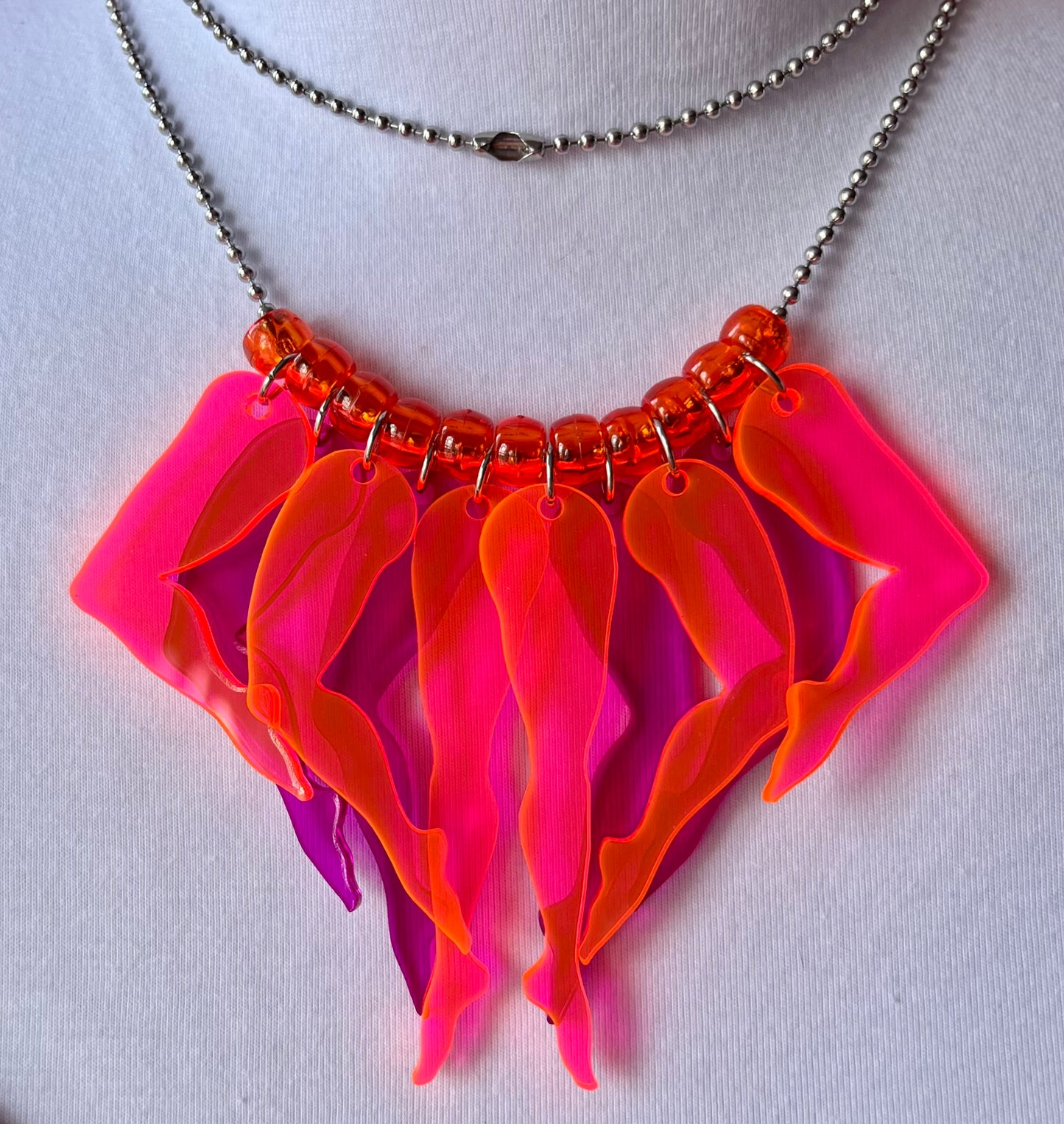Sashay Necklace in Cheshire (Neon Pink & Violet)