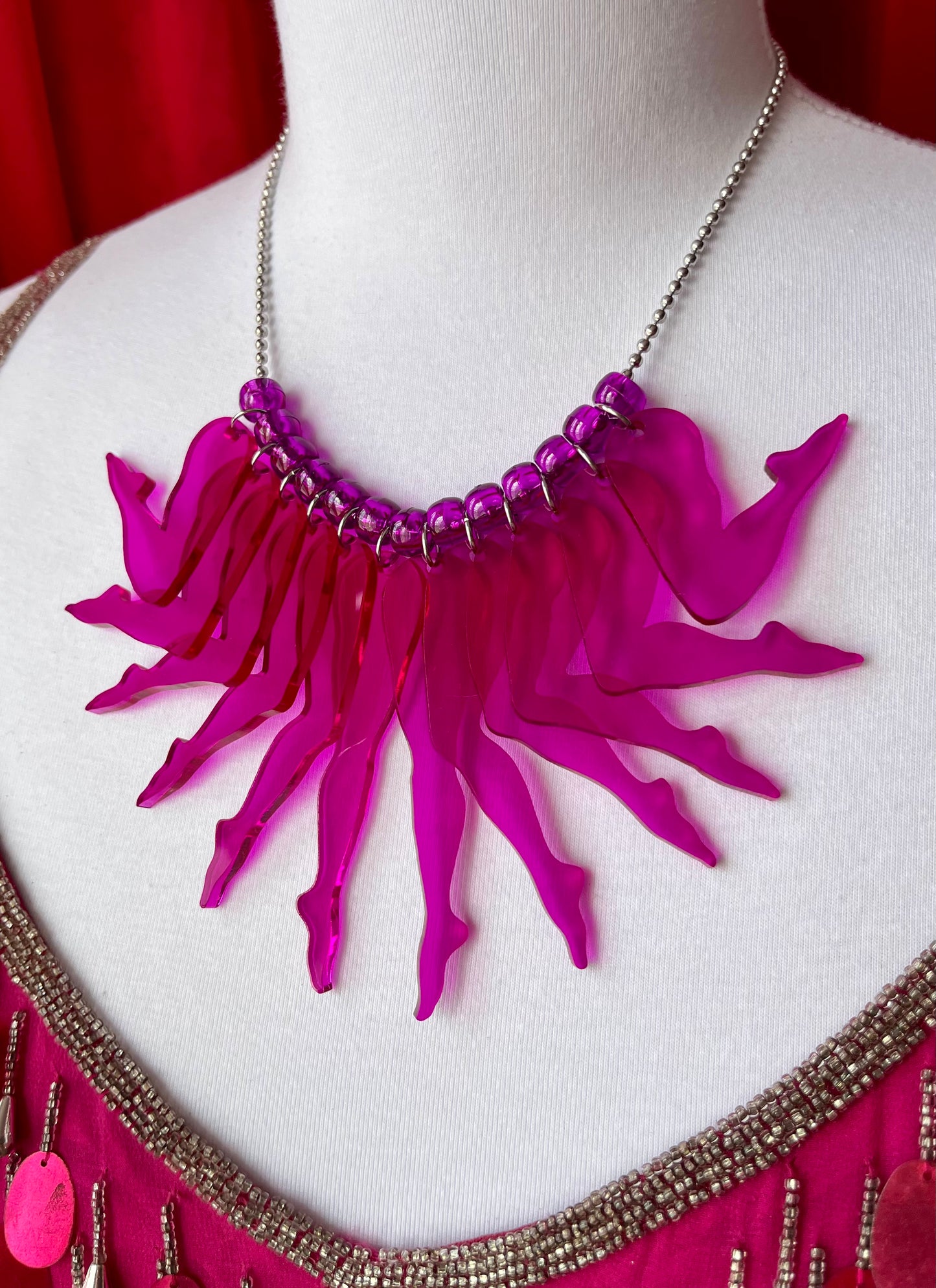 Strut Necklace (solid violet)
