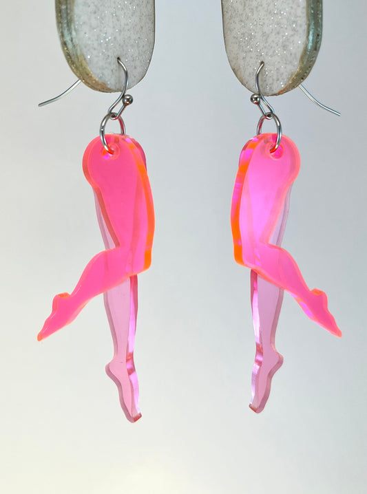 Tip Toe Earring: Pink / Neon