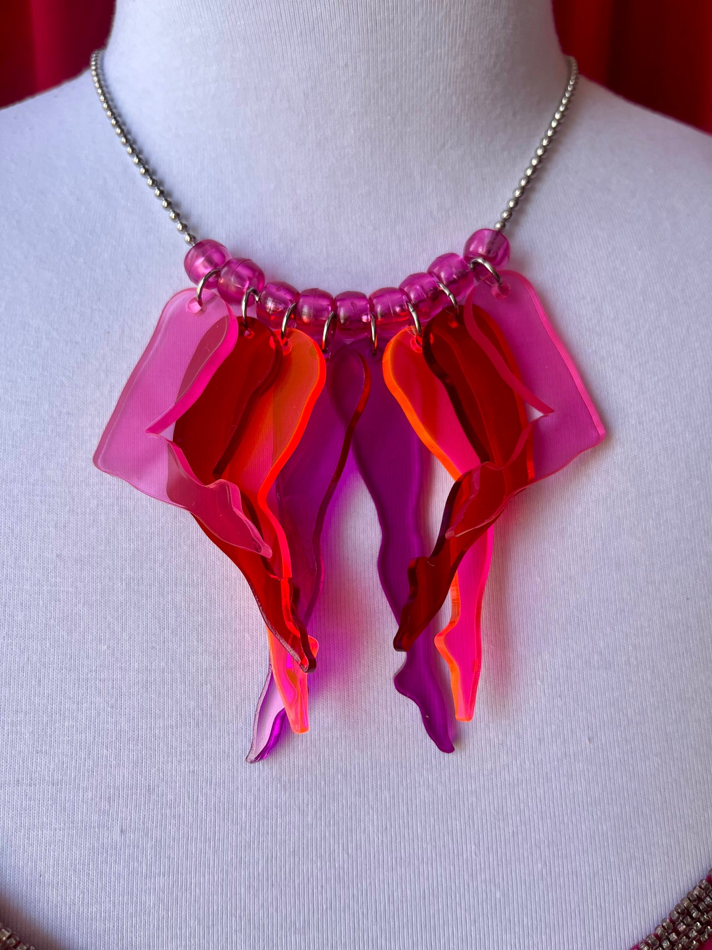 Galavant Necklace Violet