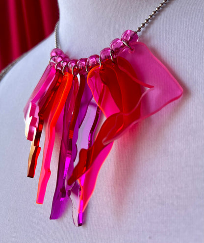 Galavant Necklace Violet