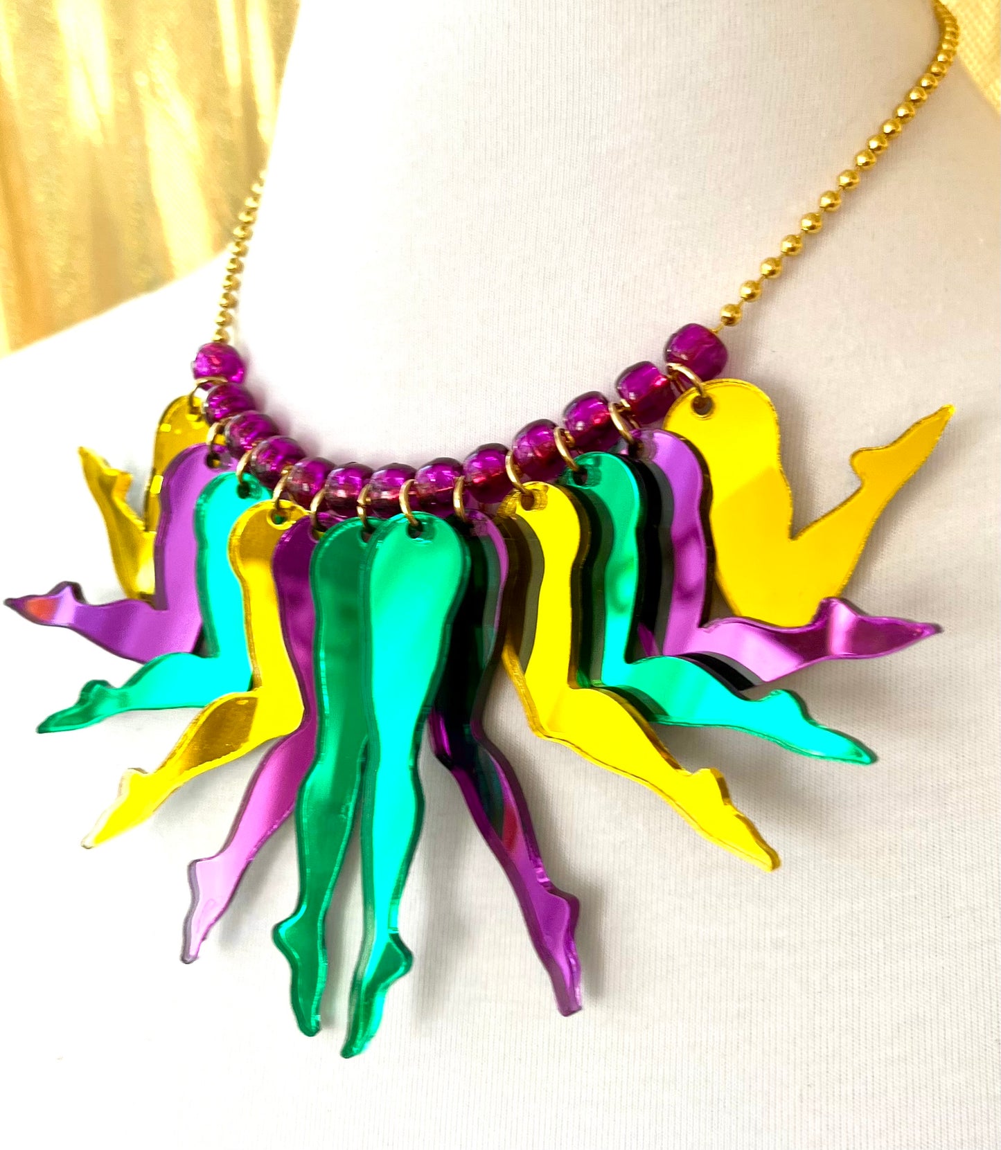 Strut Necklace in Carnival Mirror